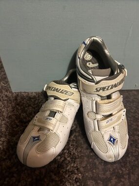 Specialized pro women cycling clip shoes size 37